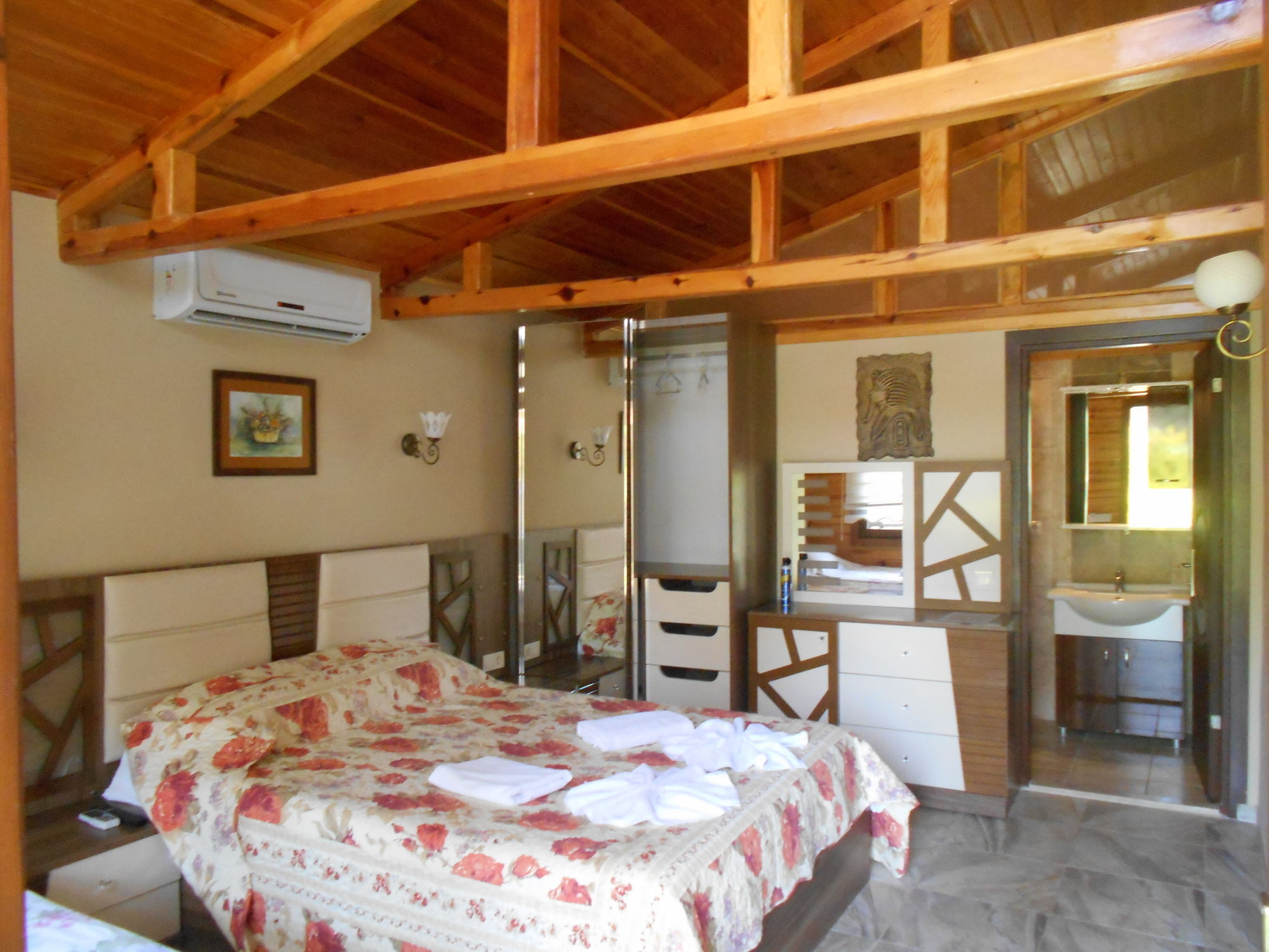 Mavi Yengec Bungalows And Hotel Orhaniye  Buitenkant foto